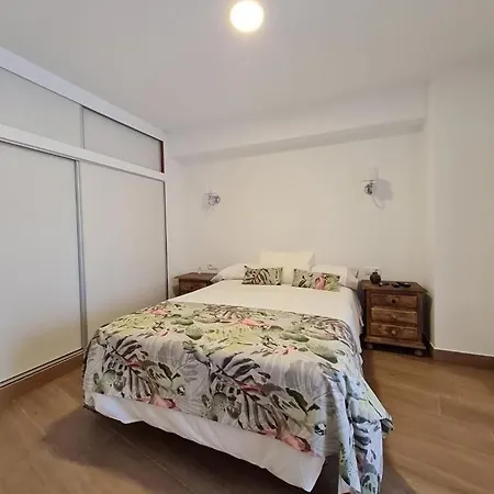 דירה Bajondillo Vistas Al Mar Con Piscina טורמולינוס