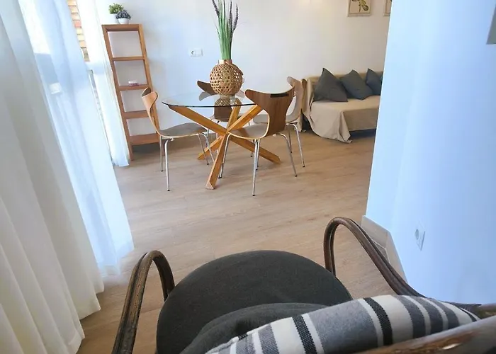 Bajondillo Vistas Al Mar Con Piscina